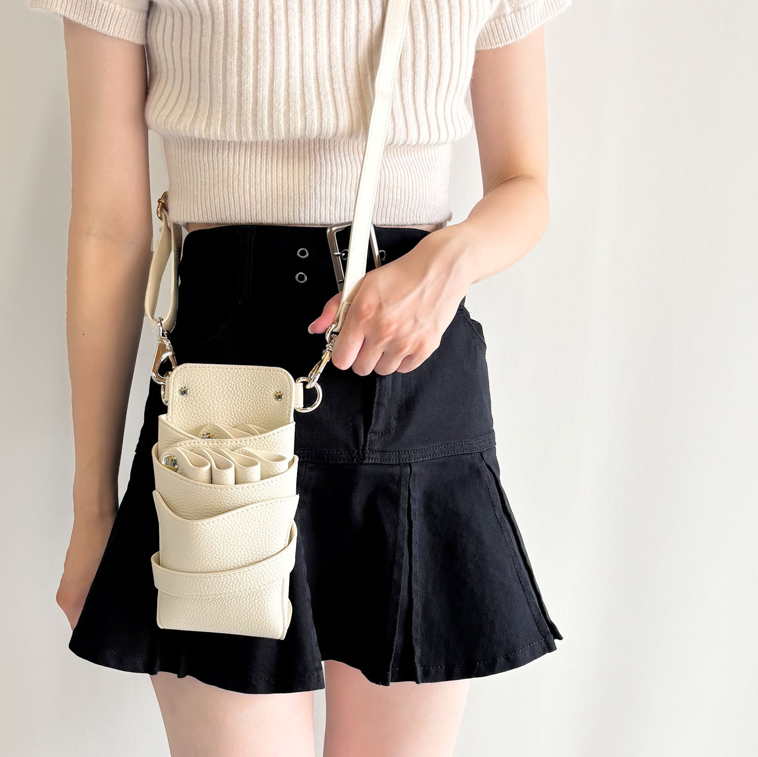 DEEDS シザーケース 美容師 シエーナ no.422 アイボリー シルバー金具