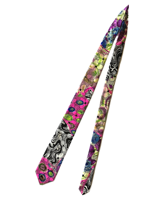 アートのような 個性的な ネクタイ 幾何学柄 イタリア製 シルク生地