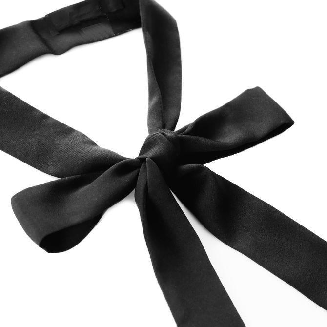 ボウタイブラウス