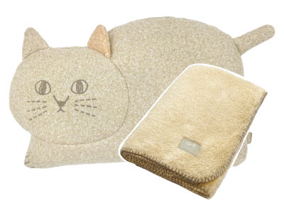 にゃふにゃふ にゃふにゃふファブリック　ブランケットインクッション |  | 01