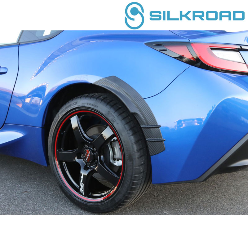 GR86 フェンダーエクステンション ZN8 リア用 カーボン調 SILKROAD