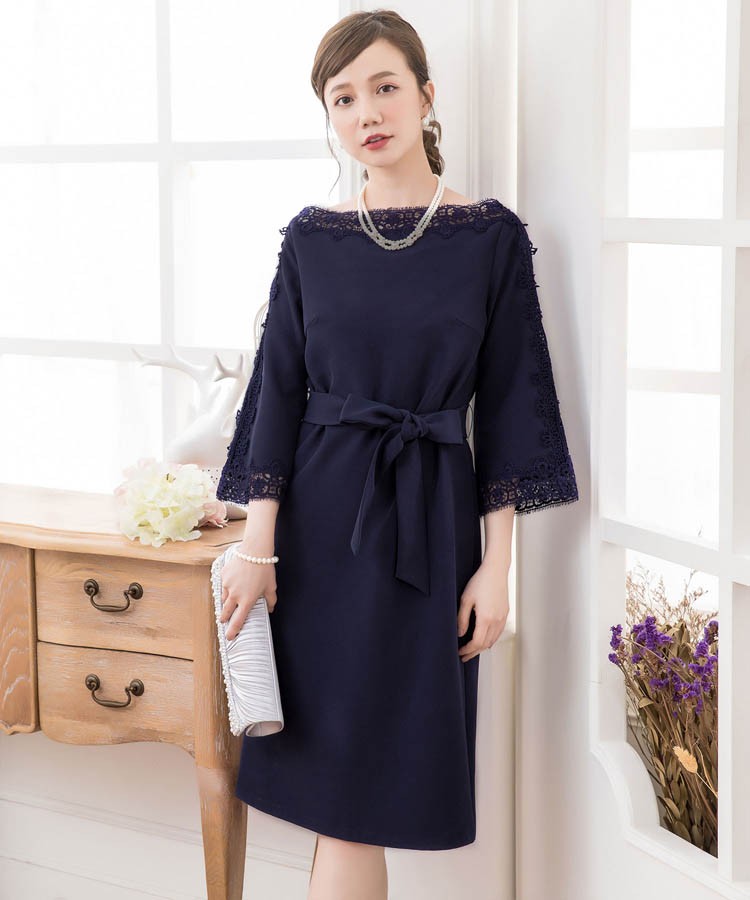 DRESS+ パーティードレス 大きいサイズ 結婚式 袖あり 刺繍