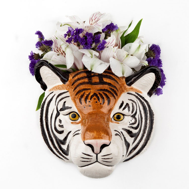 壁掛け 花瓶 虎 トラ タイガー Tiger Wall Vase プレゼント クエイルセラミックス Quail Ceramics : qude835  : 南欧風雑貨カサ・デ・アイヴィー - 通販 - Yahoo!ショッピング