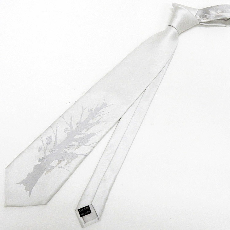 西陣織 受注生産 フォーマルネクタイ 24金ラメ糸 白×白銀 銀杏/柄