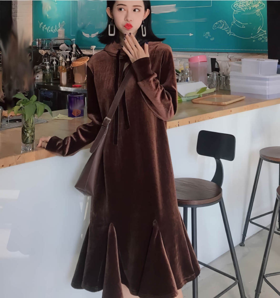 ペプラムワンピースの最新きれいめセクシーレディースファッション