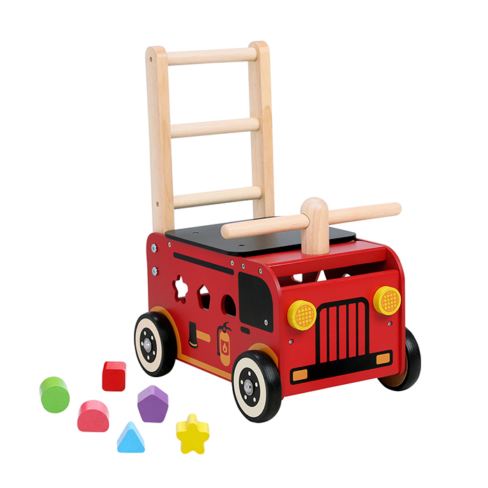 (豪華２大特典)I'm TOY ウォーカーアンドライド消防車 アイムトイ おもちゃ 車 手押し車 乗用 型はめ おもちゃ箱 知育玩具 1歳 誕生日 プレゼント edute｜e-alamode-ys｜02
