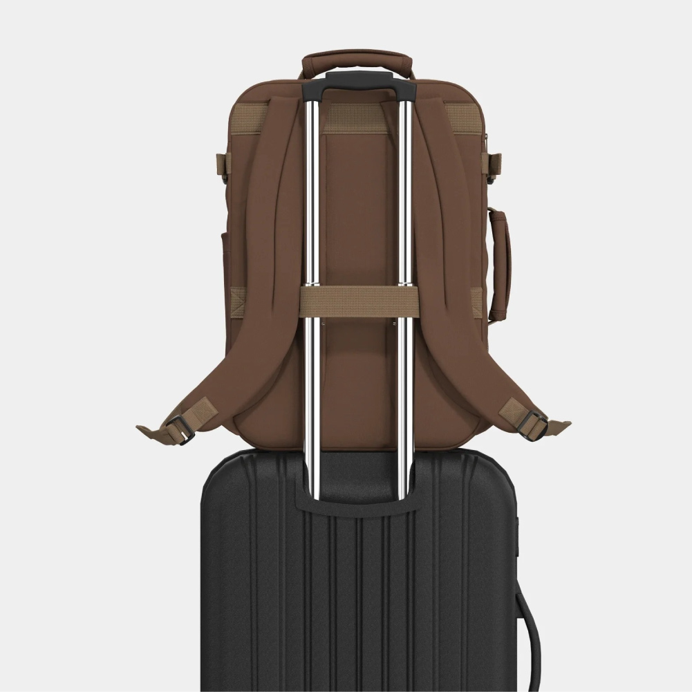 合皮リュック cabin zero（キャビンゼロ） 36L CLASSIC TECH CZ-161 CZ-162