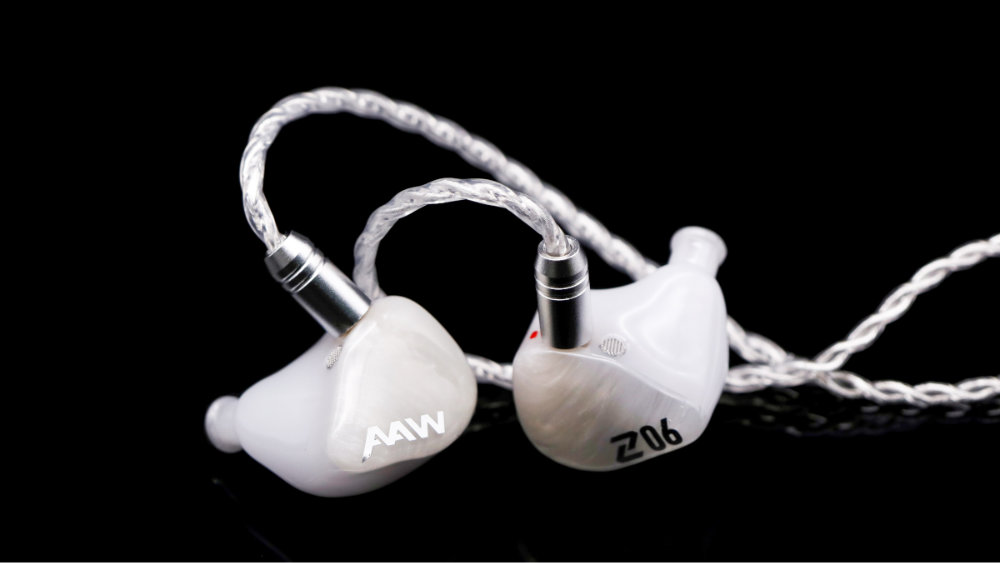 AAW Z06 Blanc Edition(Universal Fit) 有線イヤホン カナル型 リ