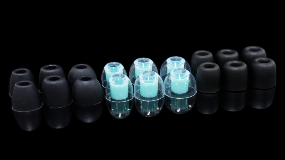 AAW Z06 Blanc Edition(Universal Fit) 有線イヤホン カナル型 リ