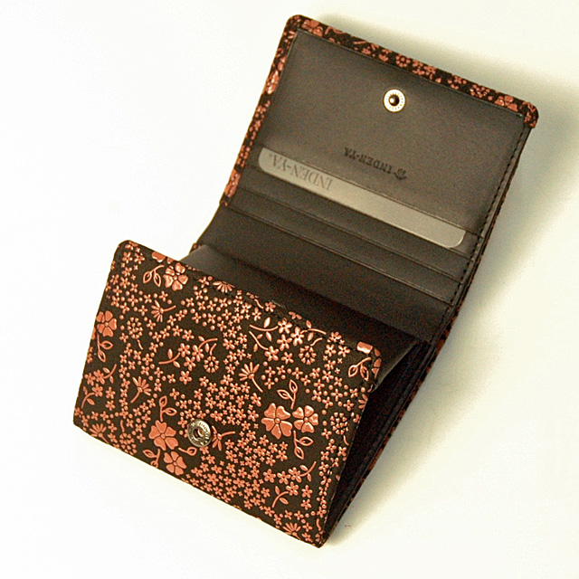 ✨美品✨印傳屋 インデンヤ フォルキィ Folky 二つ折り財布 レザー 鹿革 楽天市場】印伝 財布 印傳屋 Folky フォルキィ レディース 9122