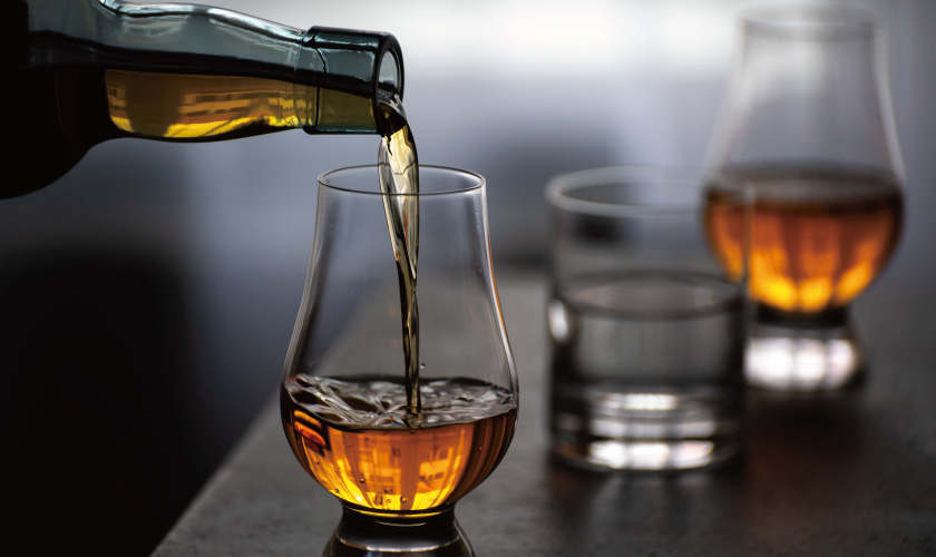 アイラ ゴールド 10年 シングルモルト スコッチ ウイスキー 40度 並行