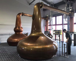 遊佐蒸留所　YUZA 　シグネチャー・ブレンド　48% 700ml Amazon.co.jp: 遊佐 YUZA シグネチャーブレンド 48% 700ml ブレン