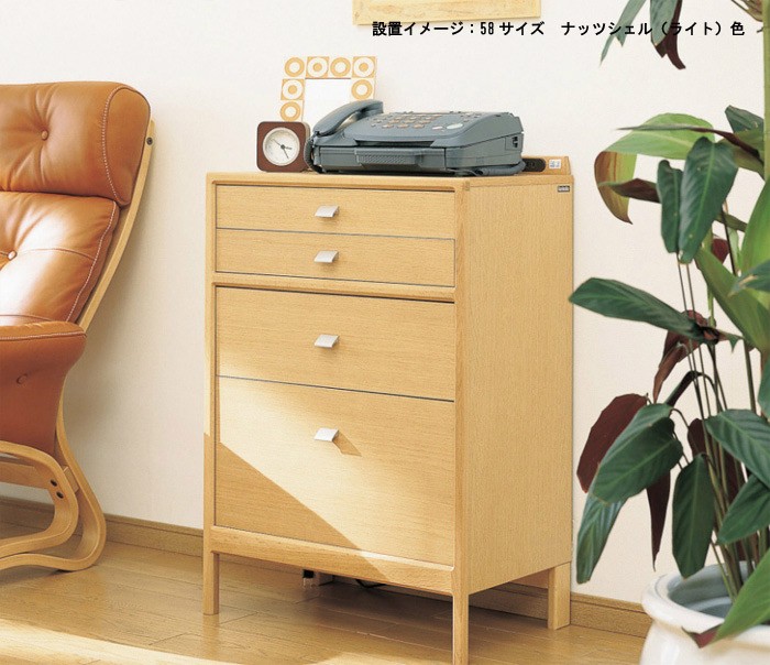 ②重厚感　美品　カリモクkarimoku 3段チェスト 電話台 花台　A2095 カリモク家具（KARIMOKU FURNITURE） 3色 AT1602 AT1612 マルチ