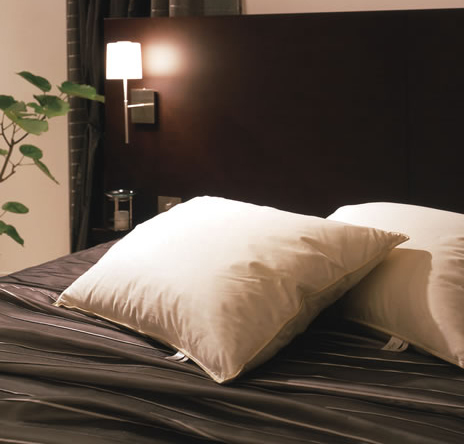 日本ベッド リフワージュ ダウンピロー ロータイプ ソフトマクラ