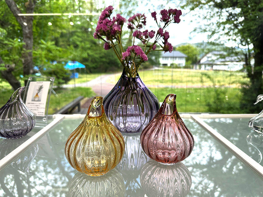 ガラスアート りんごの結晶(大) ガラス置物 ギフト雑貨 グリーン系と