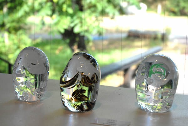 作家物　ガラス製リンゴのオブジェ img57681429.jpg