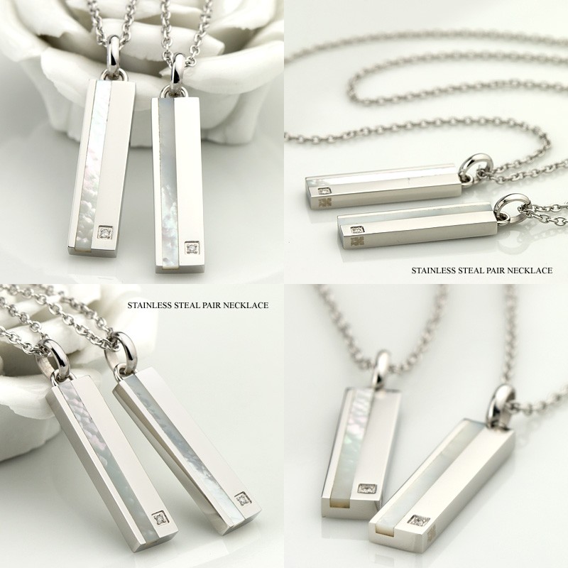 white clover（ホワイトクローバー） ペアネックレス 刻印無料 刻印