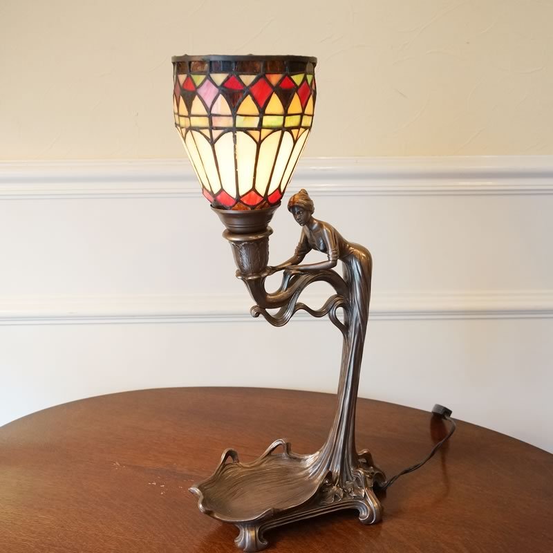 ステンドグラスランプ ブロンズ像風 女性 送料無料 : 輸入家具・雑貨の
