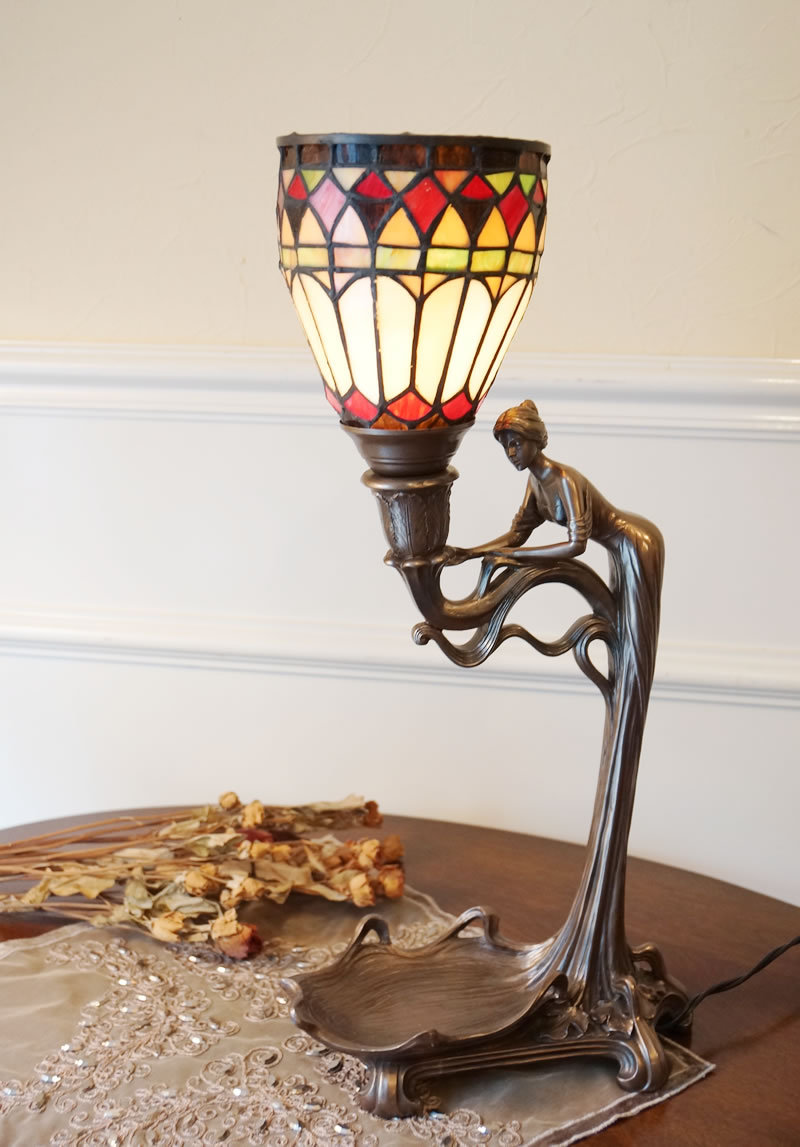 ステンドグラスランプ ブロンズ像風 女性 送料無料 : 輸入家具・雑貨の
