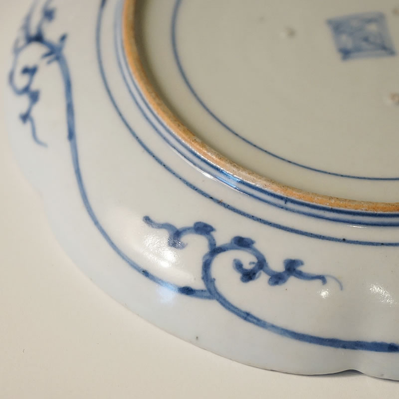 ヴィンテージ 古伊万里 19cm 丸皿 花唐草文 送料無料 和風 ヴィンテージ 古伊万里 19cm 丸皿 花唐草文 送料無料 和風
