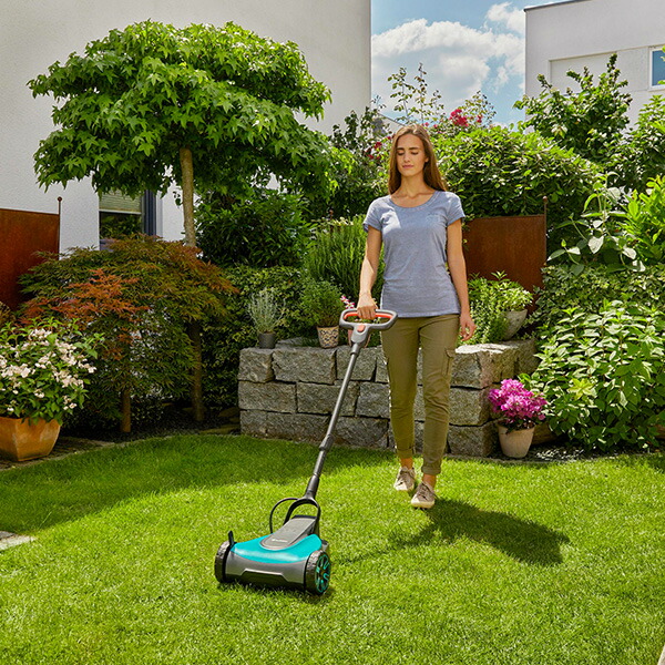 GARDENA 手押し芝刈り機 HandyMower 充電式 14620-56 POWER FOR ALL