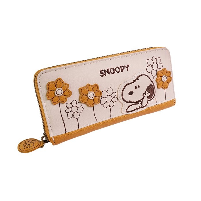 スヌーピー パッチワーク 財布 長財布 ラウンドファスナー 大人 向け レディース かわいい シンプルキュート Snoopy キャラクター 大容量 サイフ 長サイフ Snp 4051 イーモノ Yahoo 店 通販 Yahoo ショッピング