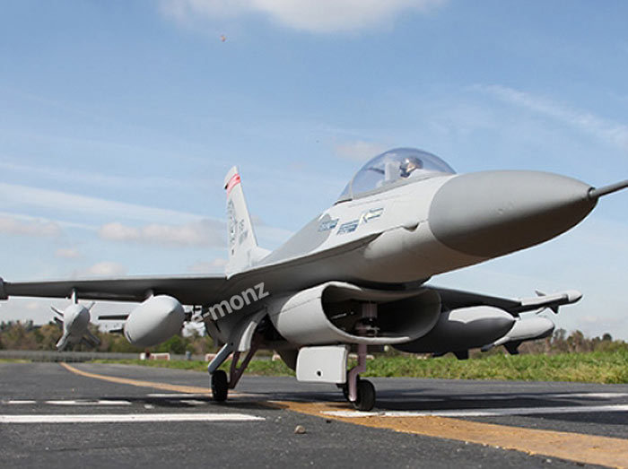 ラジコン戦闘機J-16 ビッグスケール戦闘機【F-16】大人のRCラジコンタイプ 超大型BIG