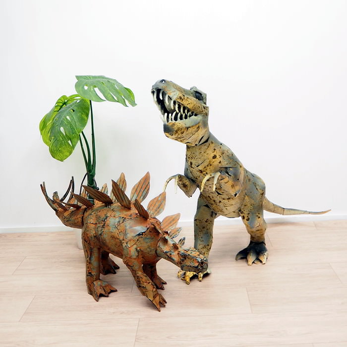 アイアンザウルスステゴサウルス ガーデンオーナメント 置物