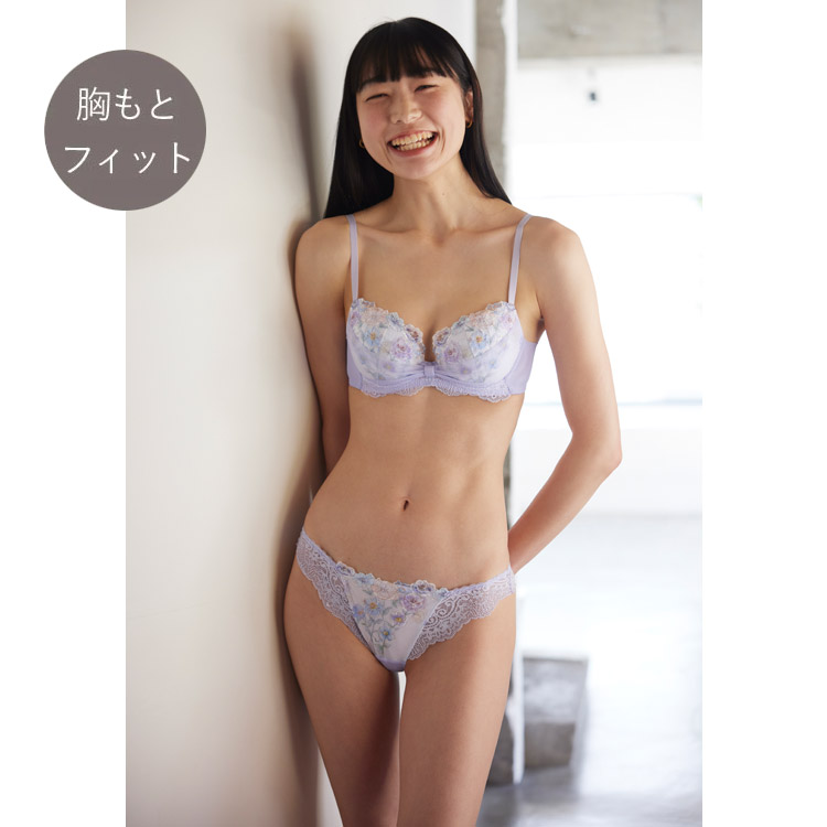 ワコール「朝の谷間、ながもち、リボンブラ。」第三弾となる水原