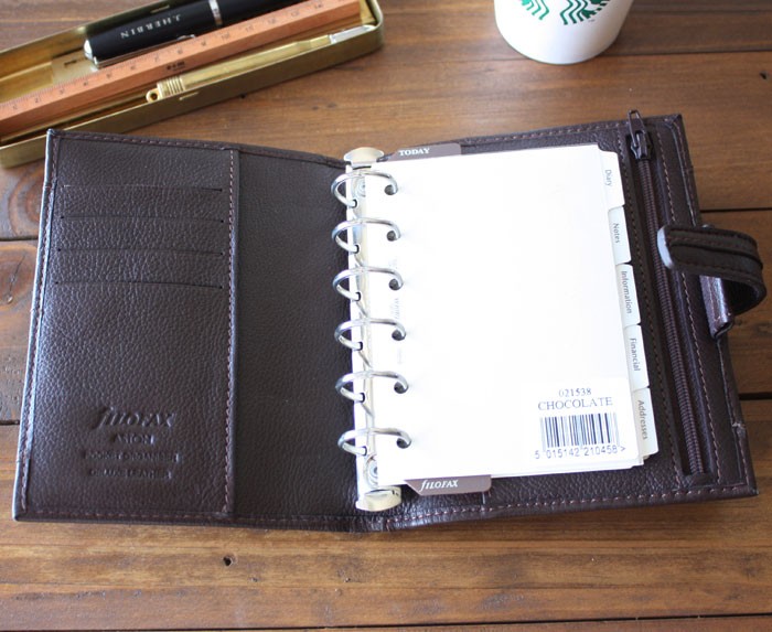 ファイロファックス FILOFAX アストン システム手帳 スモールサイズ【システム手帳 革 デザイン おしゃれ ギフト】 : filofax-052  : フジオカ文具e-stationery - 通販 - Yahoo!ショッピング