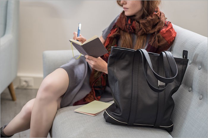【美品】モレスキン 本革 リネージ トートバッグ MOLESKINE モレスキン 本革 バッグ リネージ トートバッグ