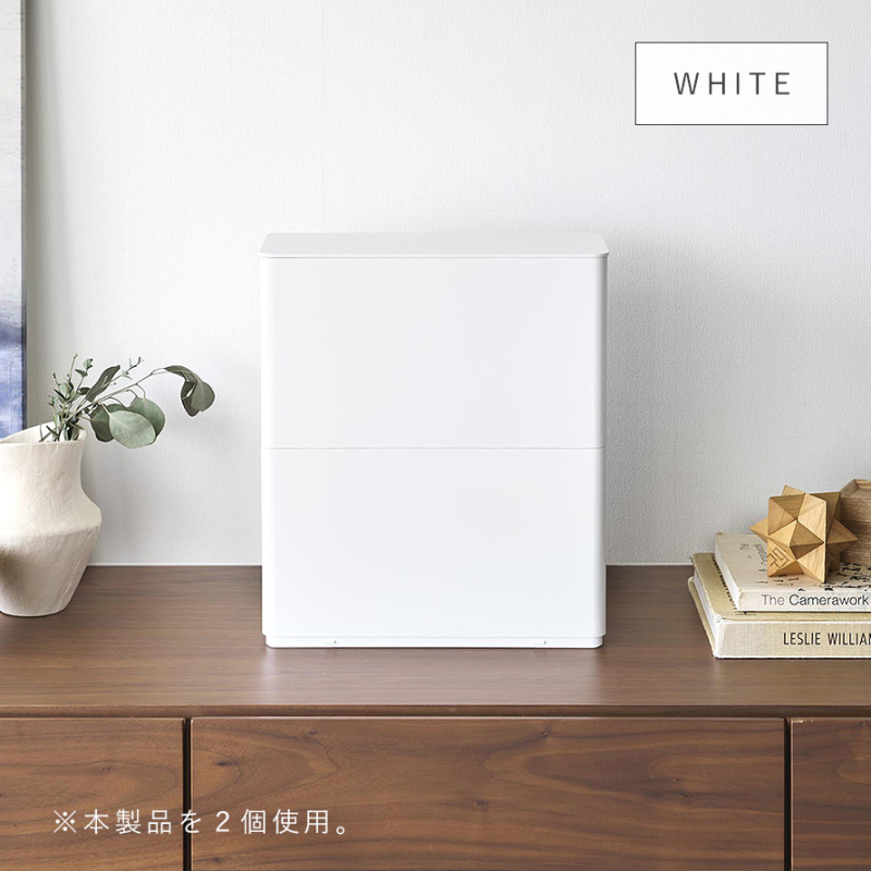 蓋付き重ねられるゲーム機器収納ケース スマート