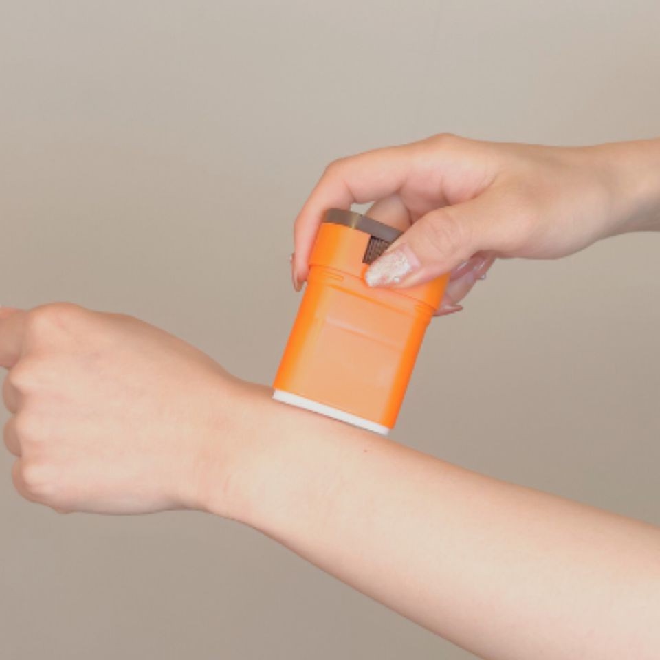 日焼け止め ウォータープルーフ SPF50+ PA++++ 耐水性 使用感サラサラ