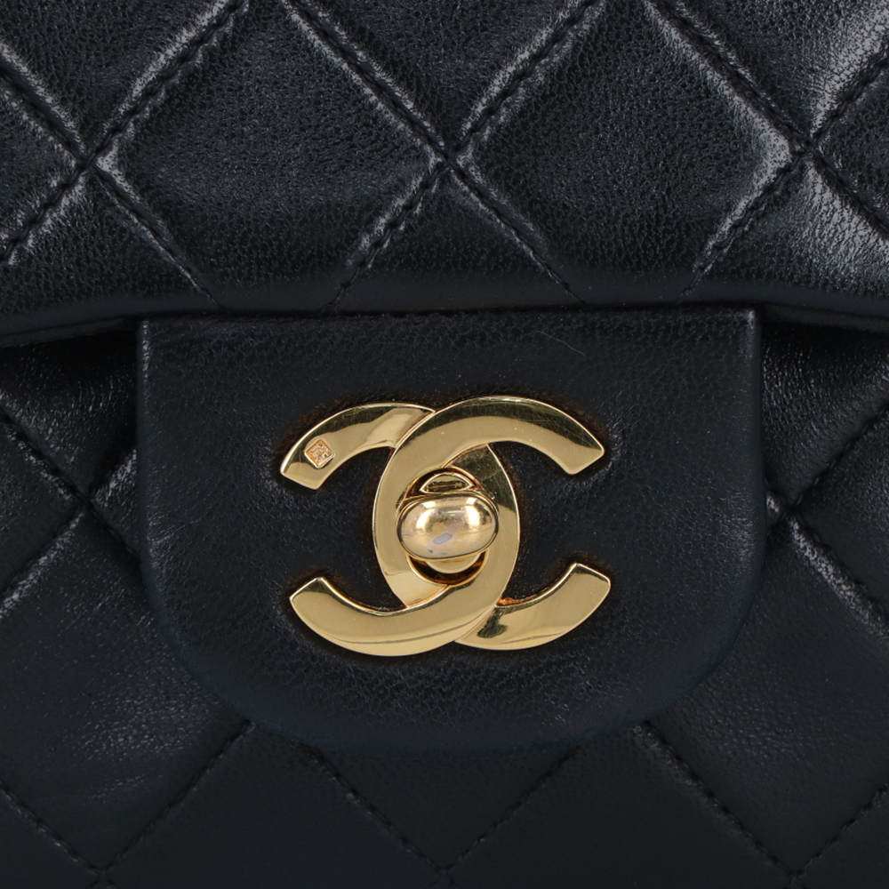 シャネル CHANEL マトラッセ23 ショルダーバッグ A01112 ブラック ゴールド金具 ラムスキン 中古 美品 本物保証｜eastend｜06