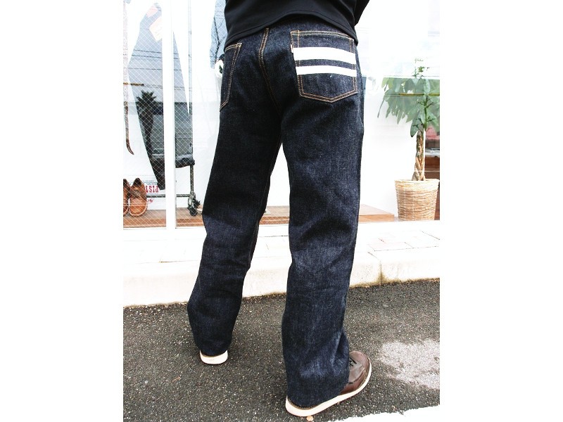 桃太郎ジーンズ 15.7oz 特濃インディゴ出陣クラシックワイド