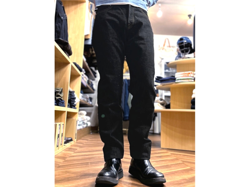 桃太郎ジーンズ（MOMOTARO JEANS） 'CLASSIC'15.7ozテーパードデニム