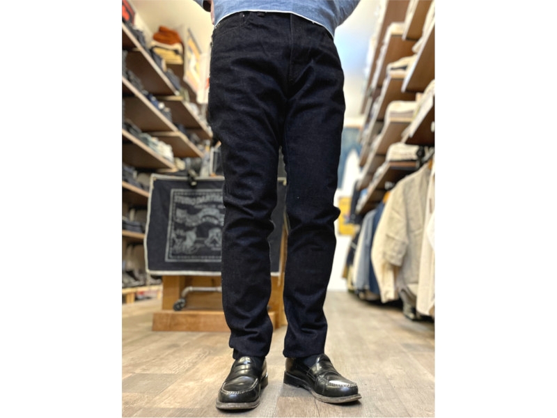 桃太郎ジーンズ 15.7oz特濃デニムナローテーパード MOMOTARO JEANS