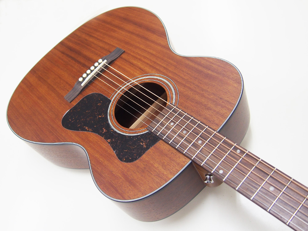 GUILD ギルド アコースティックギター OM-320 マホガニー単板
