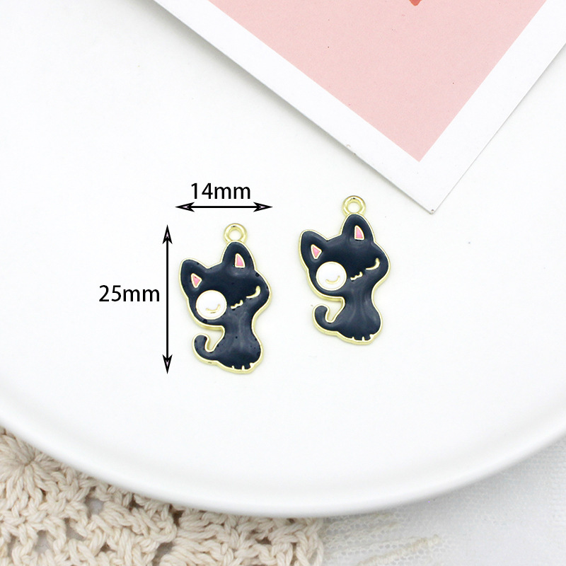 即納 2ケ】猫と苺 ネコ ねこ キャラクター チャーム ピアス