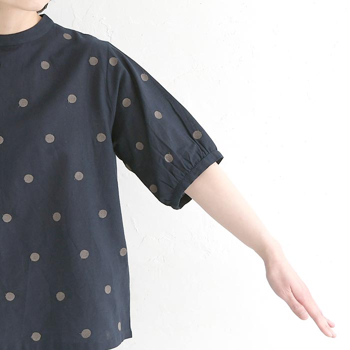 ブラウス 綿麻 ドット刺繍 パフスリーブ レディース 春 夏 30代 40代