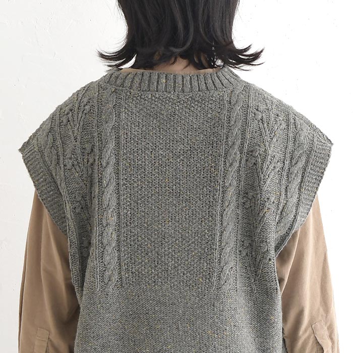 ニットべスト ケーブル編み  秋冬 冬26AW1009, |  | 16