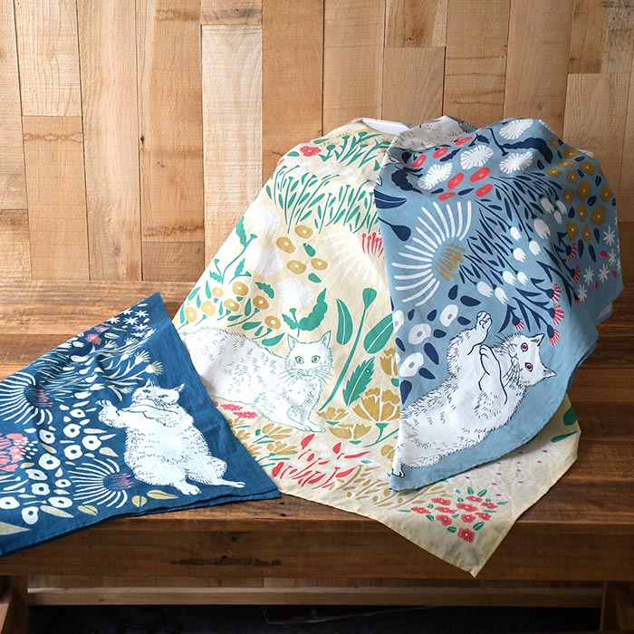 2点までメール便可 ハンカチ お花畑戯れ猫柄 大判サイズ 綿100% スカーフ バンダナ 70cm×70cm 26SS0529, | 