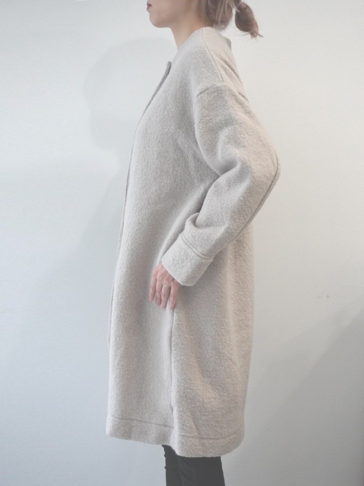 mao made（マオメイド） コート ロング ミドル 丈 モックネック ボトル