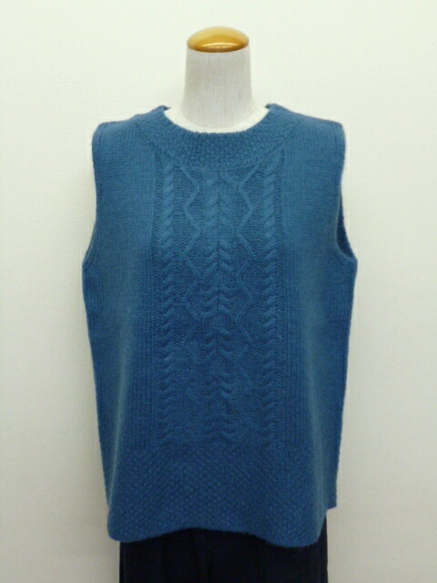 SO エスオー ベスト ニット ウール 100% クルーネック 後ろ開き