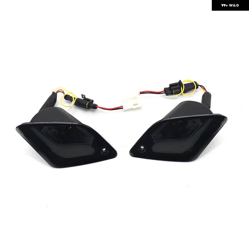 並行輸入品 LEDフロントウィンカーライト ベスパ /GTS 125 GTS300 GTS250 GTS150 GTV250 GTV300_1