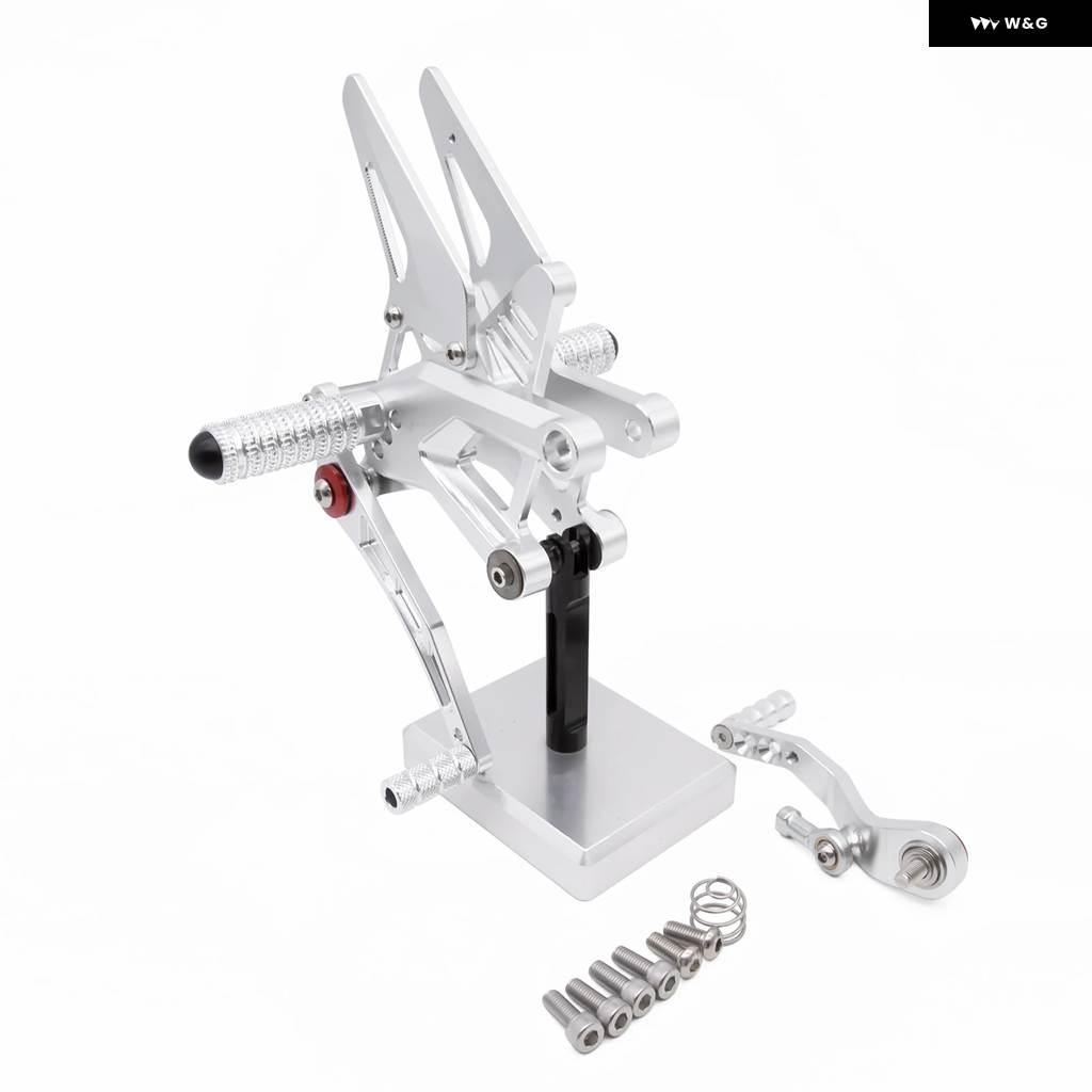 並行輸入品2025 トライアンフ TRIDENT660 TRIDENT 660 2021 - 24 CNC オートバイ リアセット フットペグ フットレスト リアセット フットペグ ペダルの画像