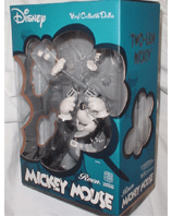 Roen×メディコムトイ×ディズニー」 ミッキー マウス“TWO-GUN MICKEY