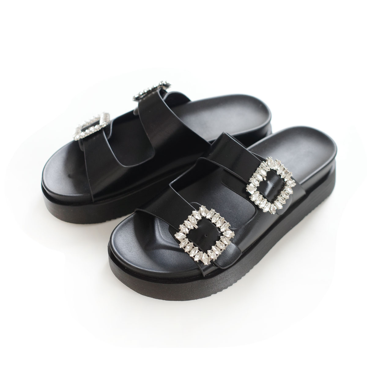 プレミアータ★人気 おしゃれ バックルサンダル Premiata バックルストラップ サンダル | ブラック | FARFETCH JP
