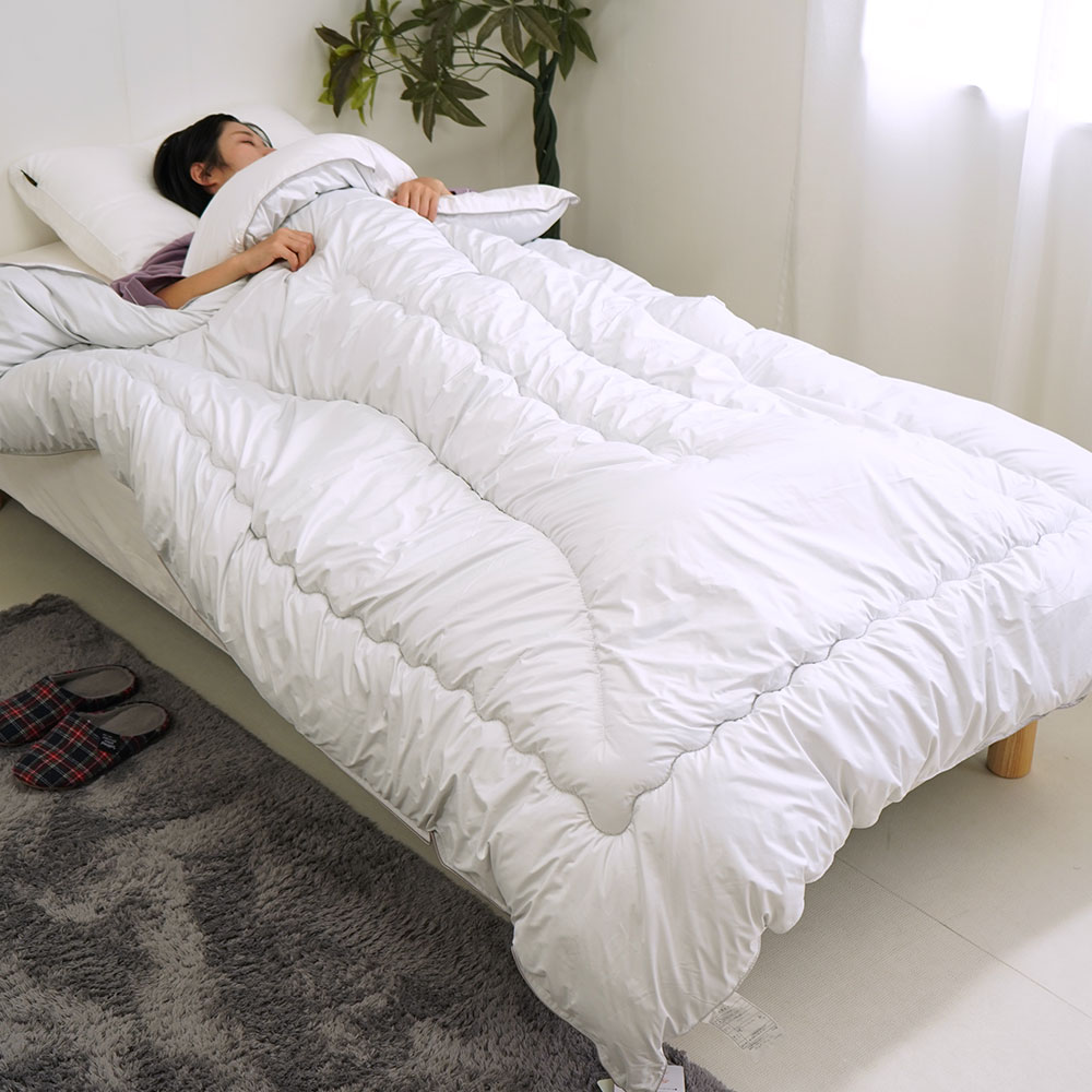 掛け布団 シングル 150×210cm 洗濯OK 吸湿発熱 抗菌防臭 アルミ