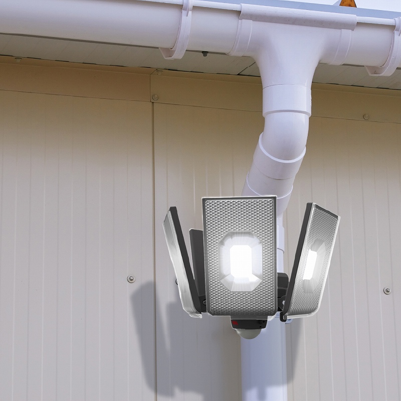 LED センサーライト コンセント式 人感センサー 屋外 防雨 IP44 5000